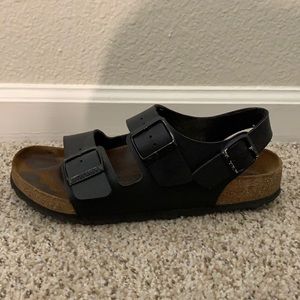 Birkenstocks size 40 black with backstrap